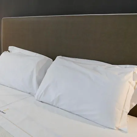 Saint Joseph Hotel 3*