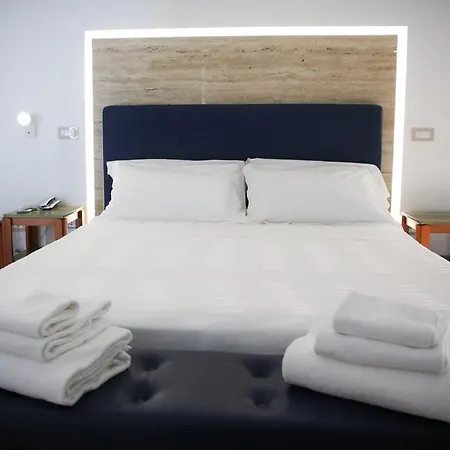 Hotel Saint Joseph 3*