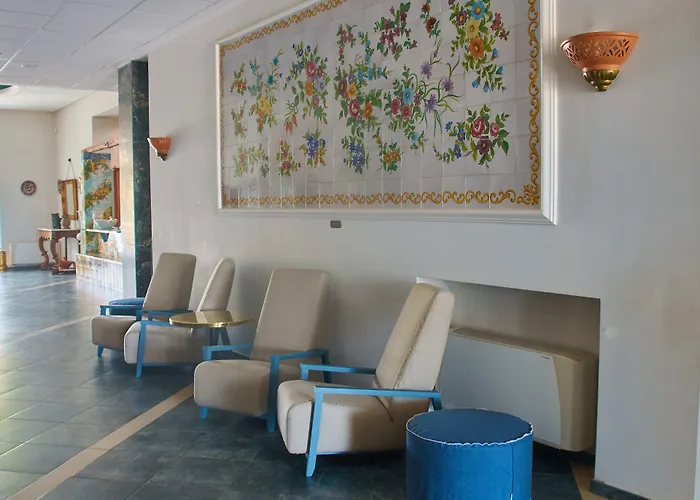 Saint Joseph Hotel 3*